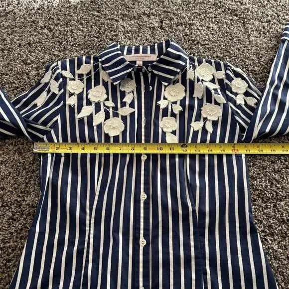 Carolina Herrera NY Shirt 2 Blue White Stripe Button Front Floral Appliqué - Picture 8 of 12
